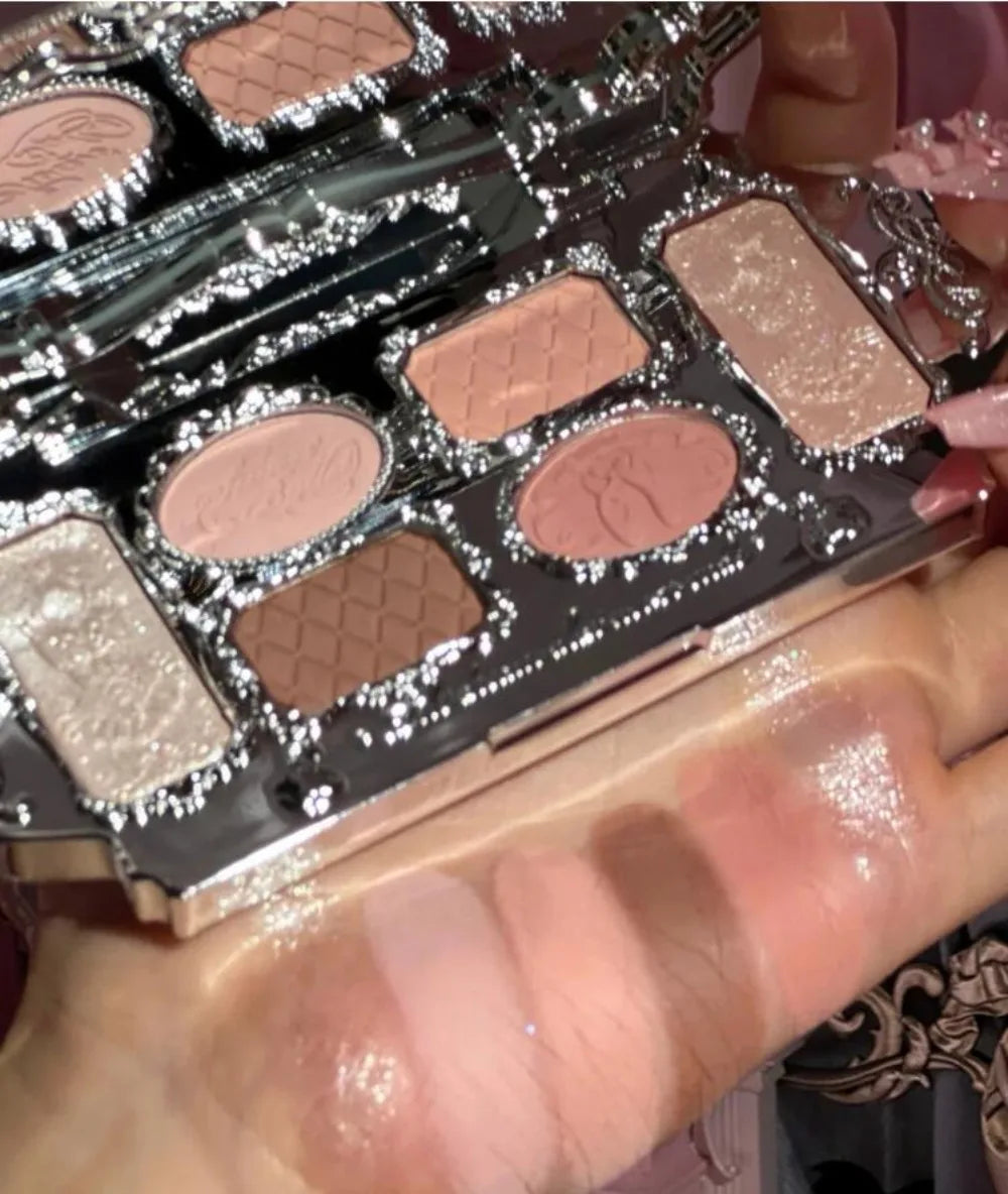 Flower Knows Swan Ballet Eyeshadow Palette 6.5g