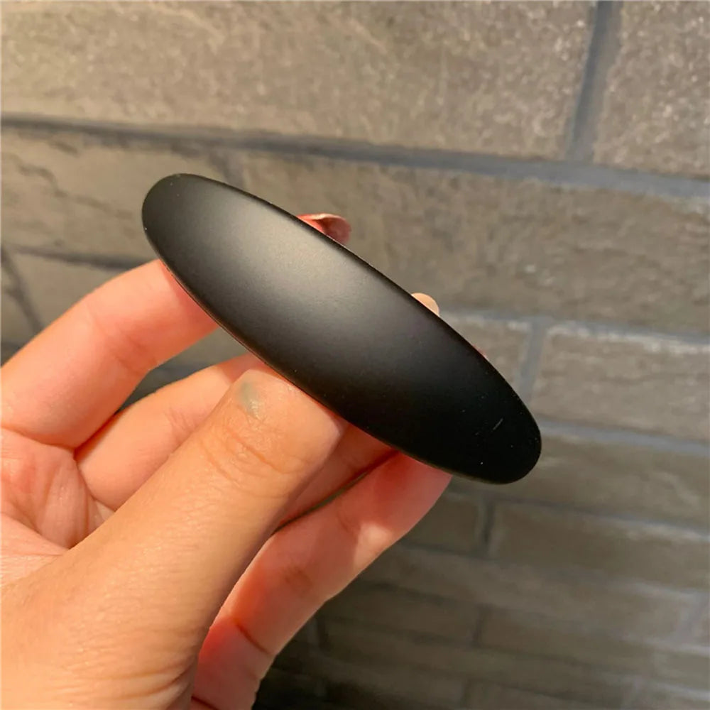 Clip Geometrica Opaca