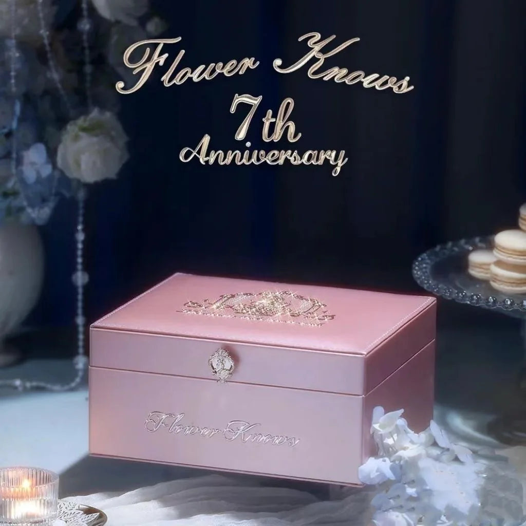 Flower Knows Strawberry Rococo Cosmetics Storage Box (Limited Edition)