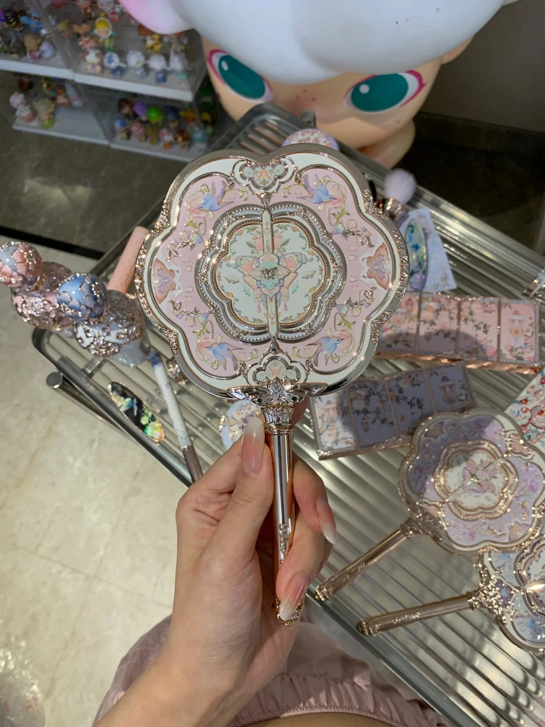 Flower Knows Butterfly Cloud Collar Hand Mirror
