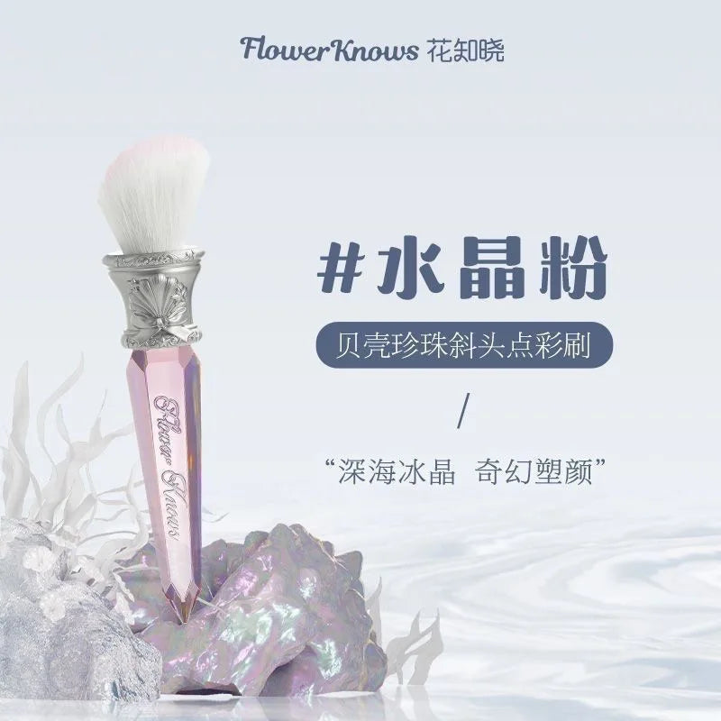 Flower Knows Shell's Jewel Angled Brush