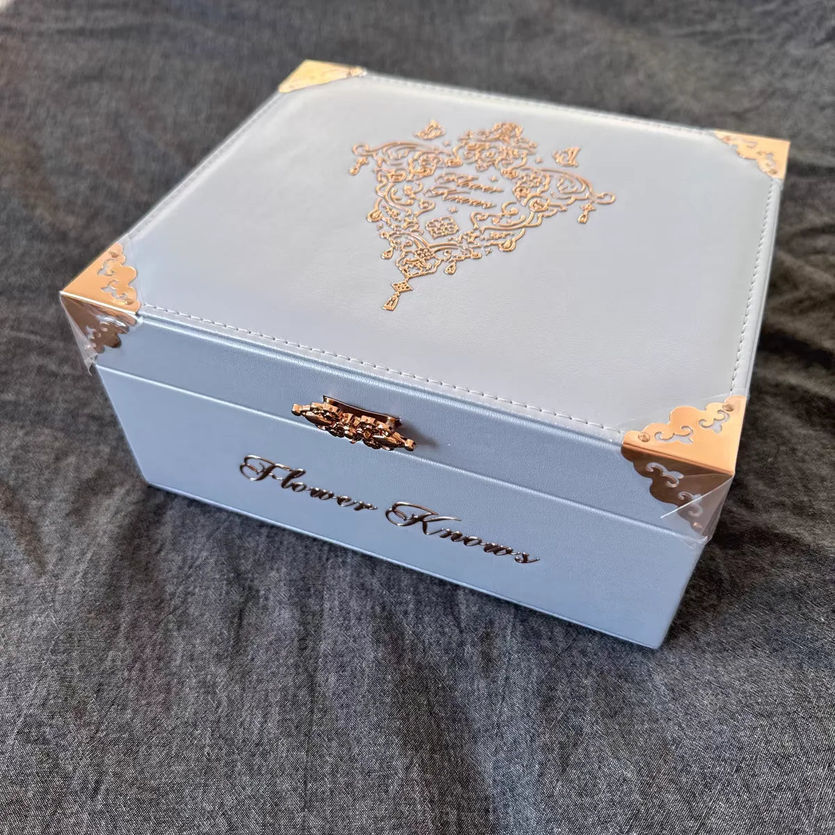 Flower Knows Strawberry Rococo Cosmetics Storage Box (Limited Edition)