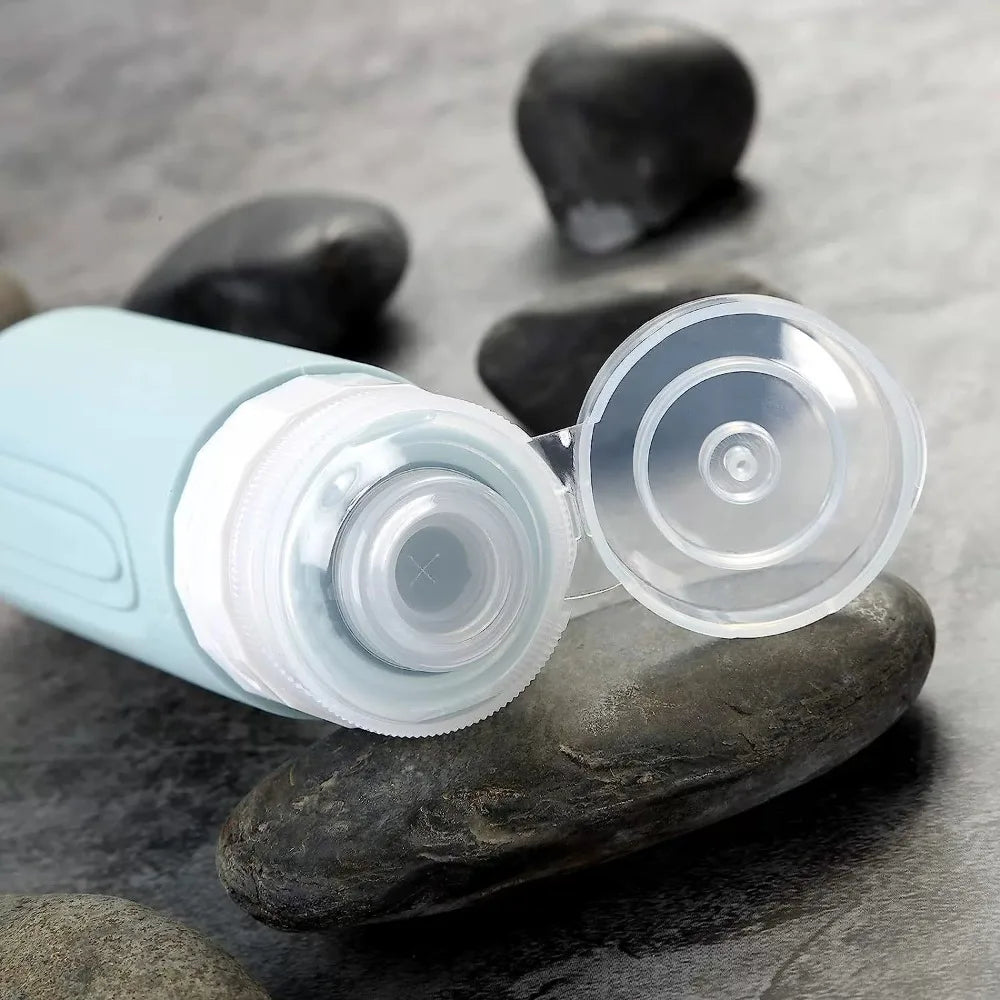 Set Flaconi da Viaggio in Silicone – 90ml + Pochette Trasparente