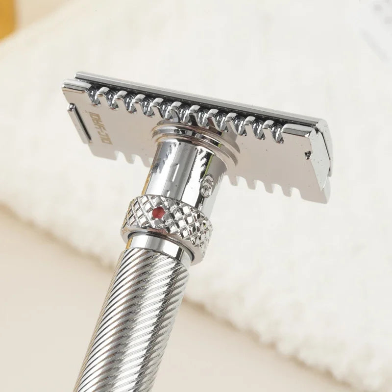 Rasoio di Sicurezza Regolabile – The Final Cut OC