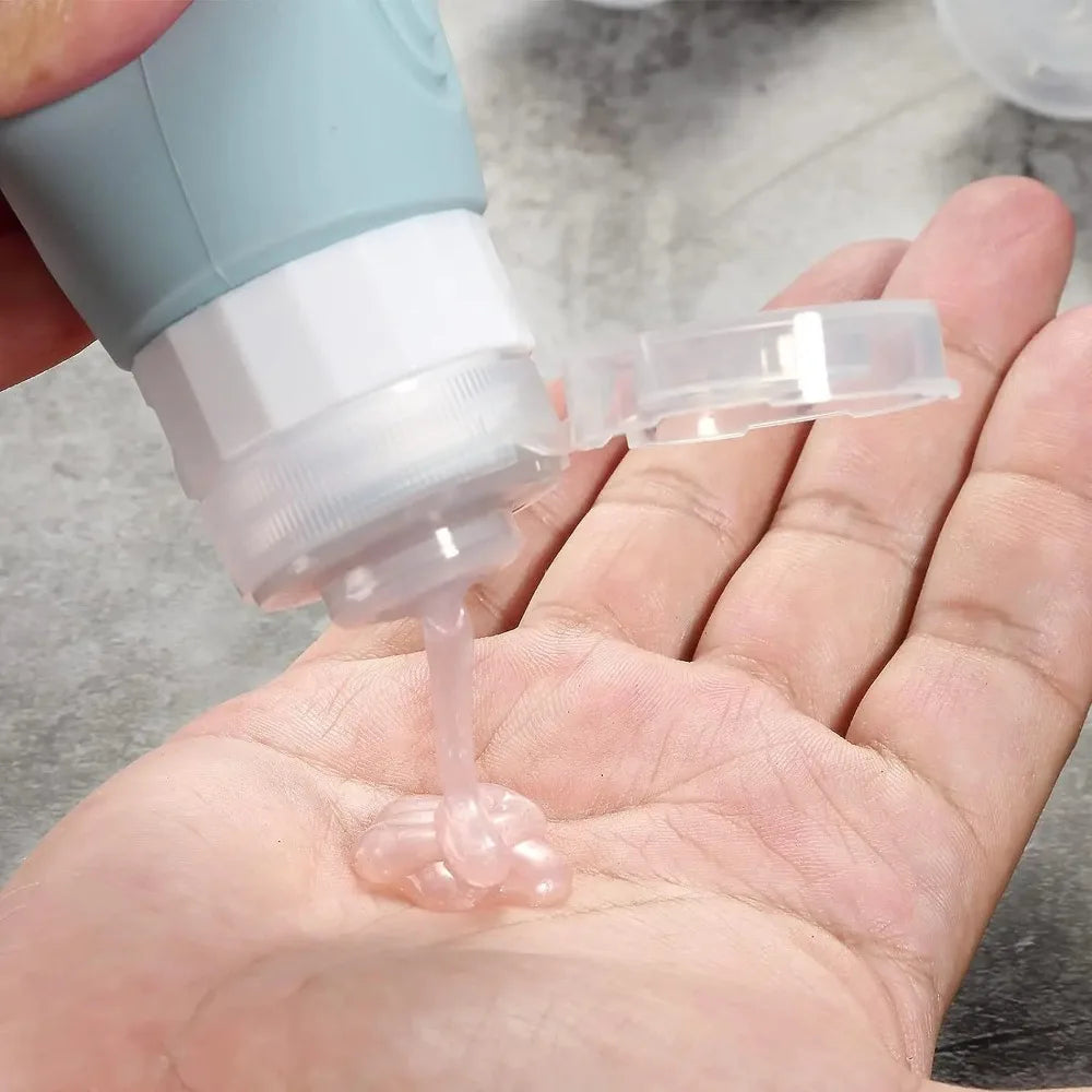Set Flaconi da Viaggio in Silicone – 90ml + Pochette Trasparente
